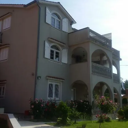 Ljubas *